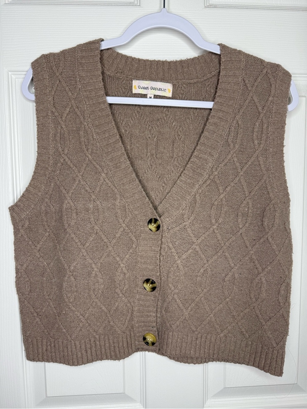 Sweet Republic Cable Knit Sweater Vest Brown Taupe Button Front M